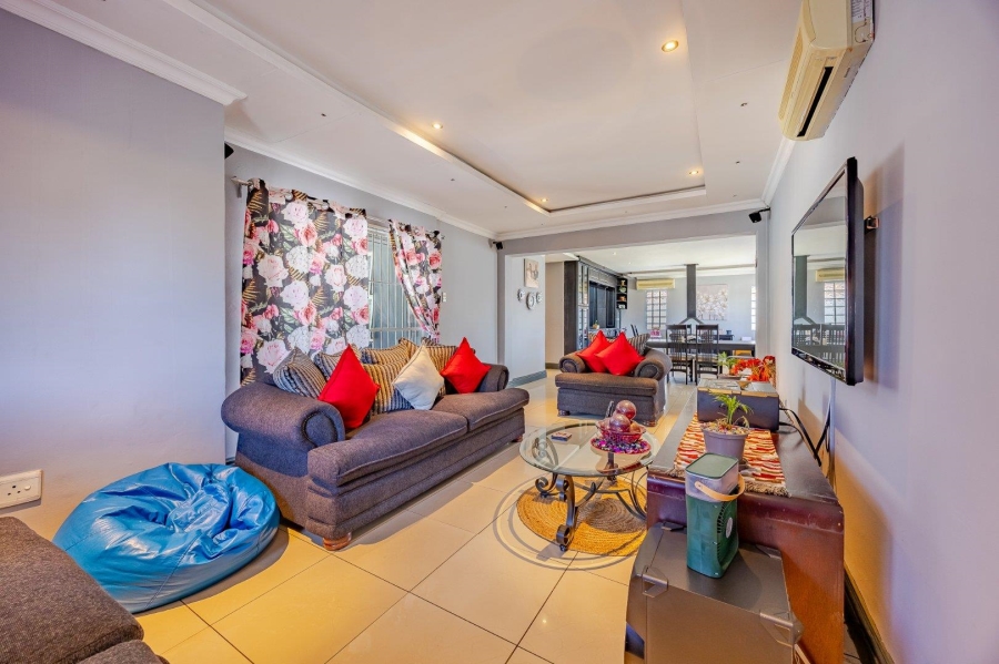 3 Bedroom Property for Sale in Annandale Western Cape